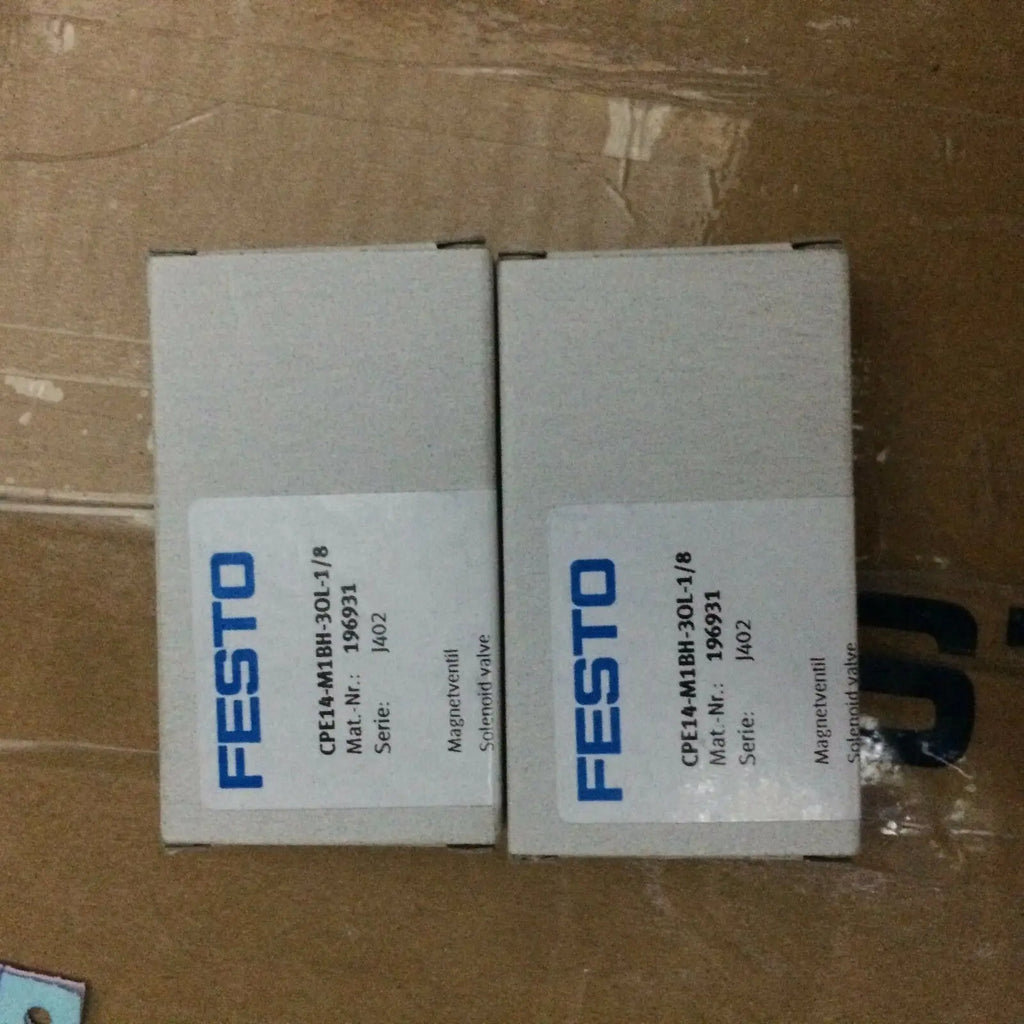 New  FESTO  Solenoid Valve  CPE14-M1BH-3OL-1/8 196931  free shipping