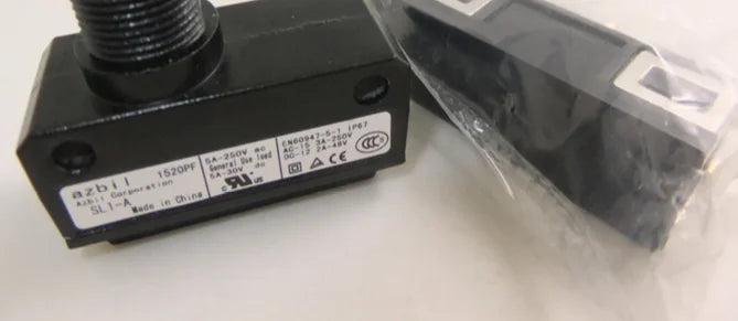 SL1-A SL1A 1PC New Yamatake / Azbil Photoelectric Switch free ship