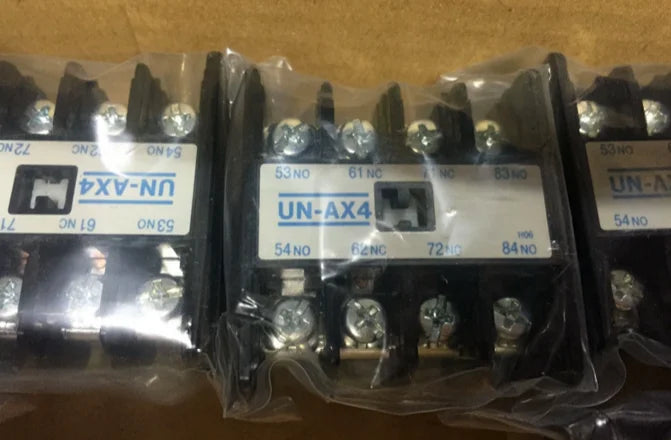 UN-AX4 UNAX4 1PCS NEW Mitsubishi Auxilary Contact Block free shipping