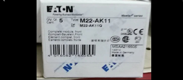 1PC  NEW   EATON  MOELLER  M22-AK11   free shipping