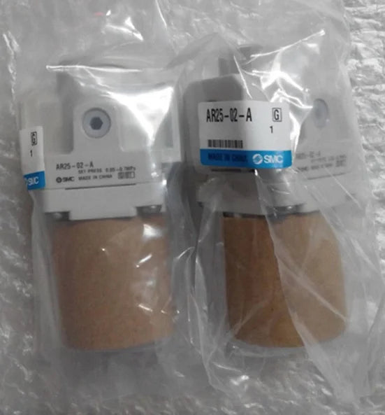 New SMC AR25-02-A Pressure reducing valve free shipping