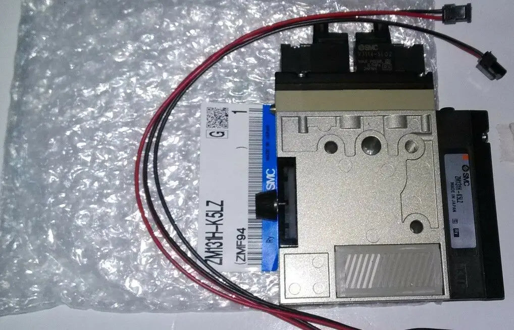 NEW  SMC  ZM131H-K5LZ  Vacuum electromagnetic valve  free shipping