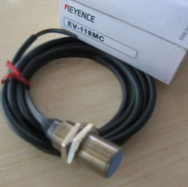 EV-118MC EV 118MC NEW in box KEYENCE PROXIMITY SENSOR free shipping