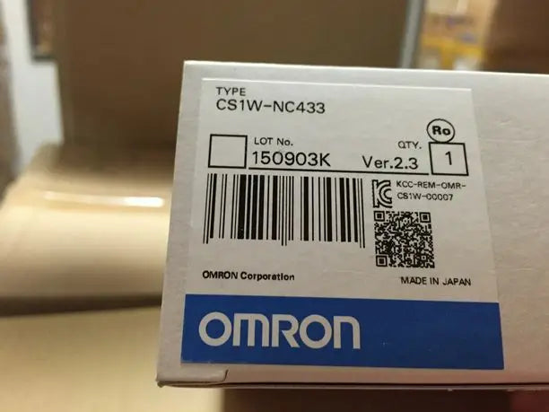 CS1W-NC433 CS1WNC433 New Omron New in box free shipping