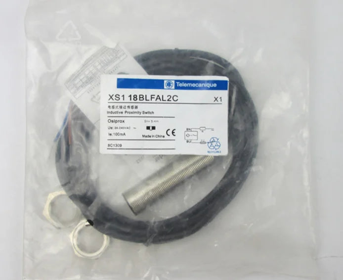 XS118BLFAL2C 1PC NEW Schneider
