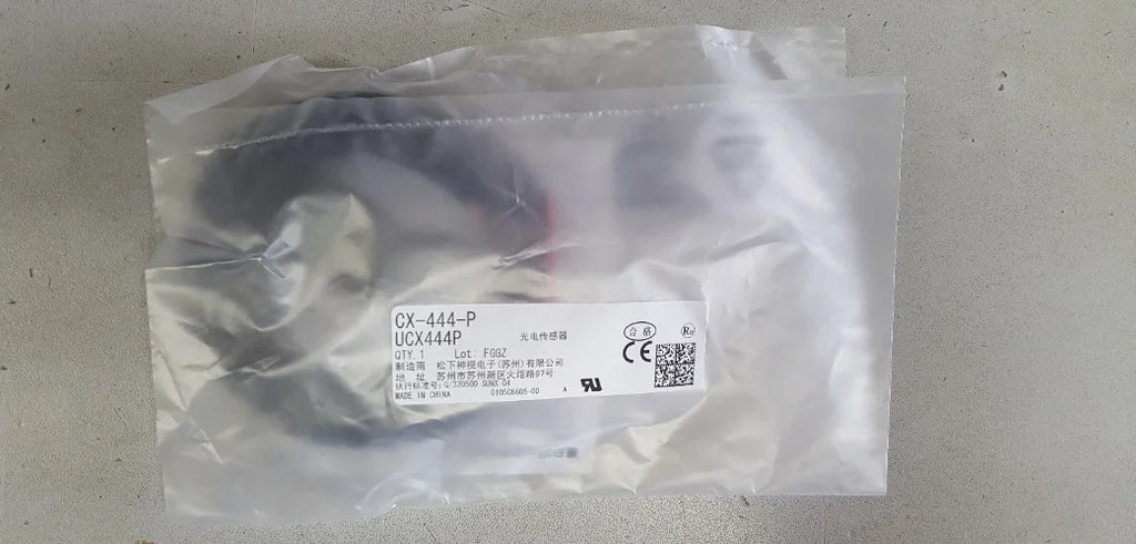 New  Panasonic SUNX  Photoelectric  Switch  CX-444-P  free shipping