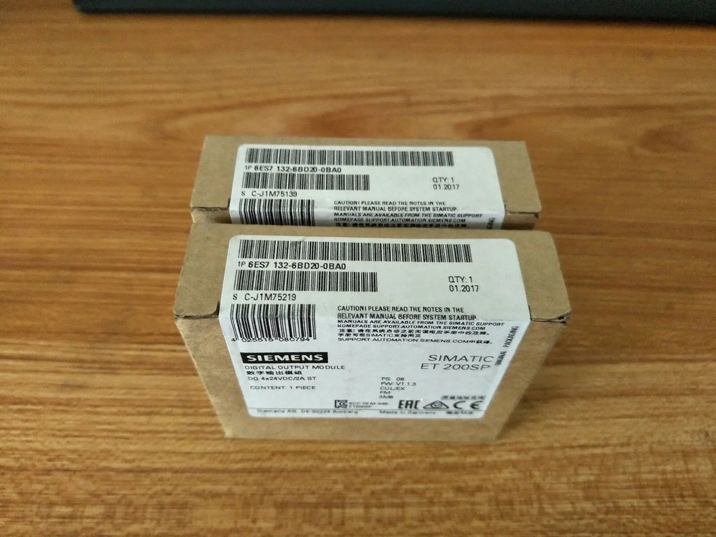 New  Siemens 6ES7 132-6BD20-0BA0  6ES7132-6BD20-0BA0  free shipping