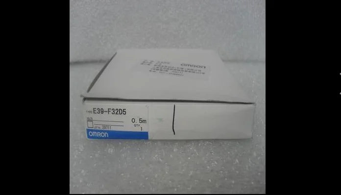 New  OMRON Switch Accessories E39-F32D5 0.5M   free  shipping