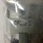 New SMC AW30-03BG-A filtering pressure reducing valve free shipping