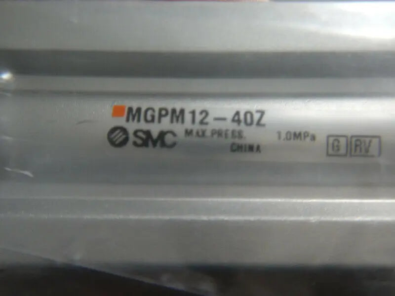 1PC NEW SMC MGPM12-40Z free shipping