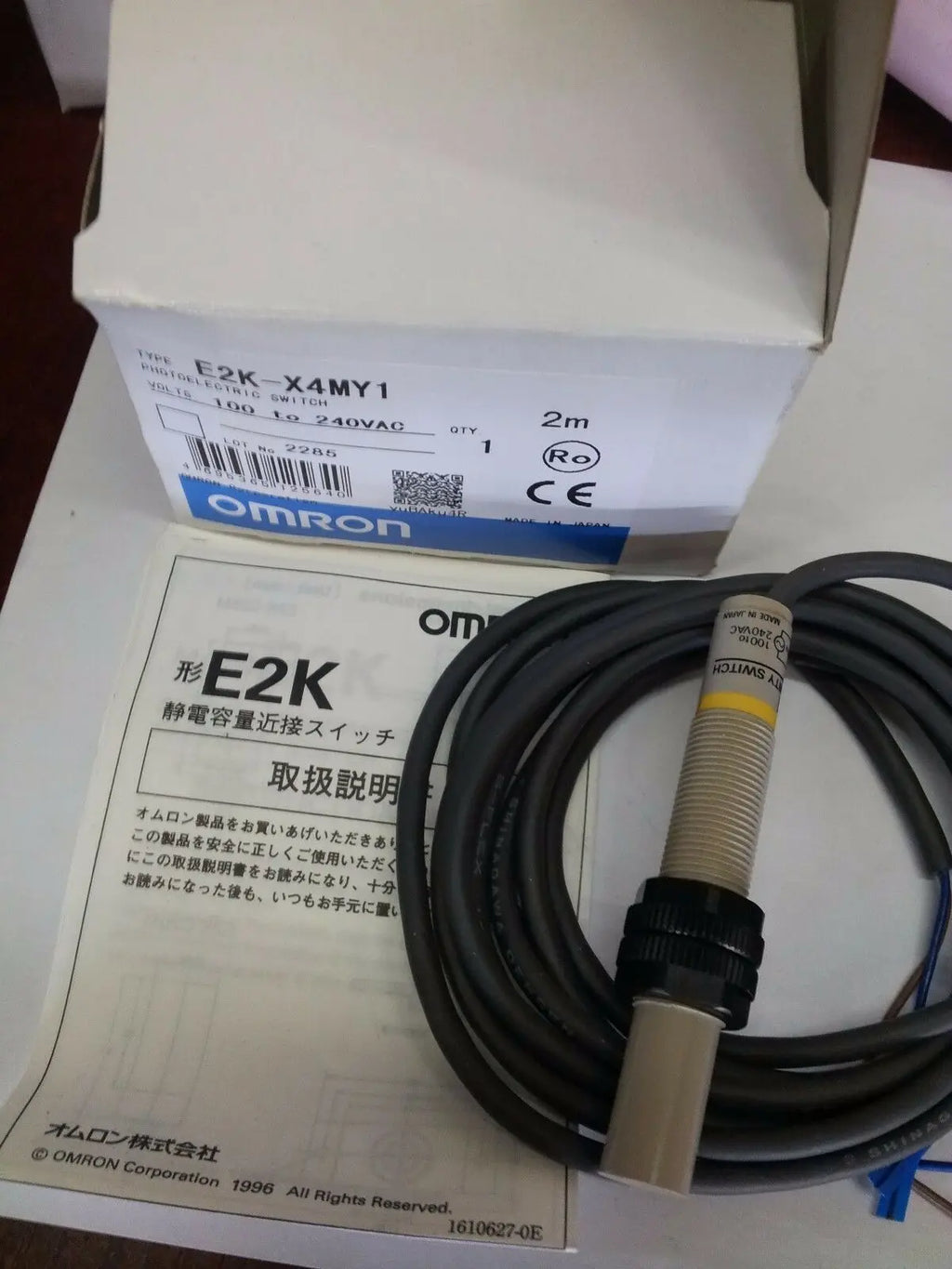 NEW IN BOX Omron E2K-X4MY1 FREE SHIPPING