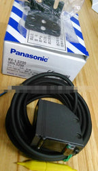RX-LS200 1pc New SUNX Photoelectric Sensor free shipping