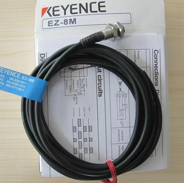 New In Box Keyence Proximity Sensor EZ-8M EZ 8M