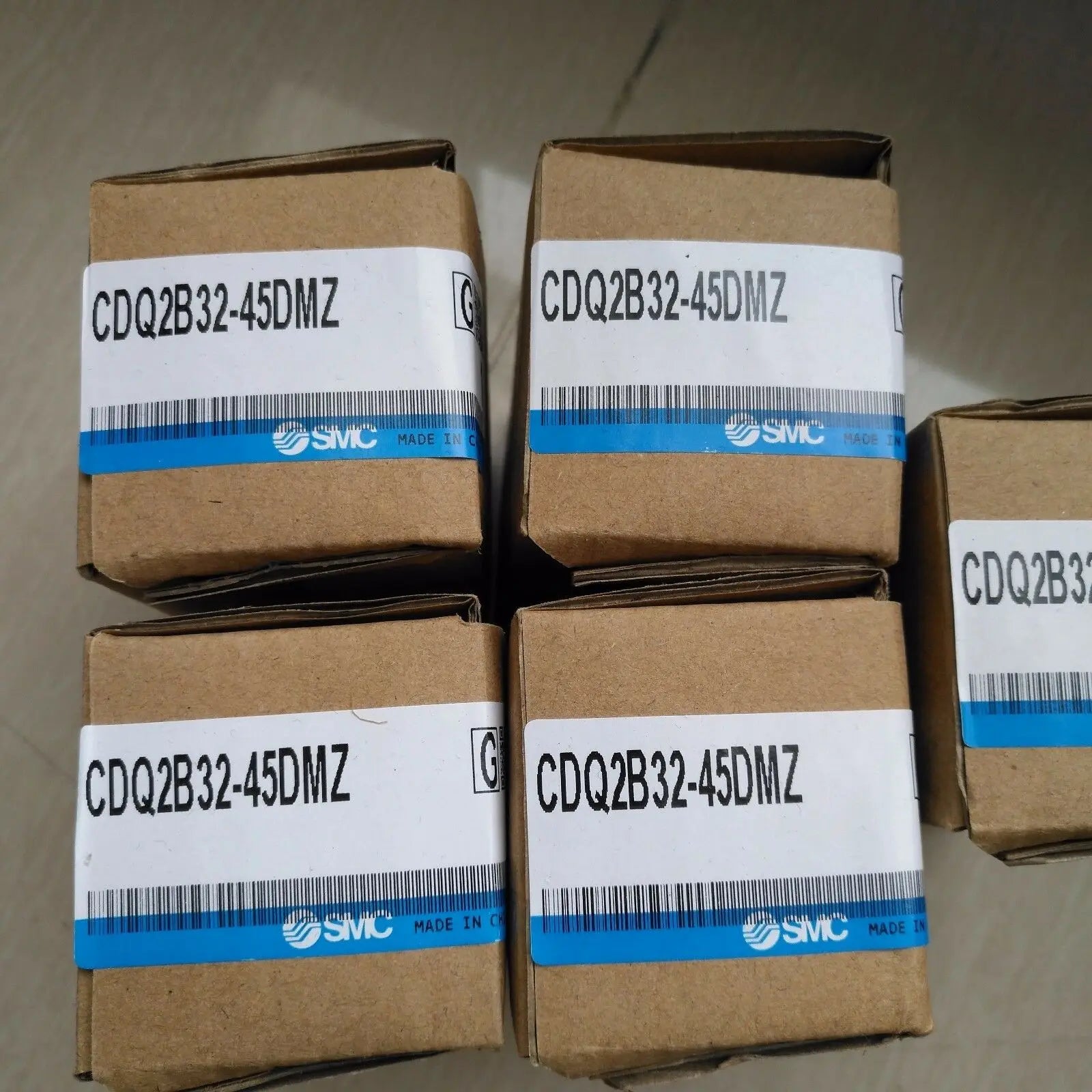 New SMC cylinder CDQ2B32-45DMZ free shipping