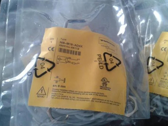 Ni8-M18-AD4X Ni8M18AD4X New TURCK Proximity Sensor free shipping