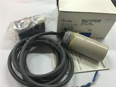 1pc new OMRON E2K-C25ME1