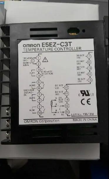 E5EZ-C3T E5EZC3T 100-240VAC NEW OMRON Temperature Controller free ship