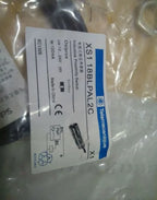 XS118BLPAL2C 1PC New Telemecanique proximity switch free ship