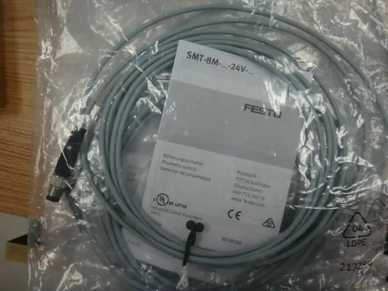 1PC NEW FESTO SMT-8M-PS-24V-K-2.5-M8D 543893 free shipping