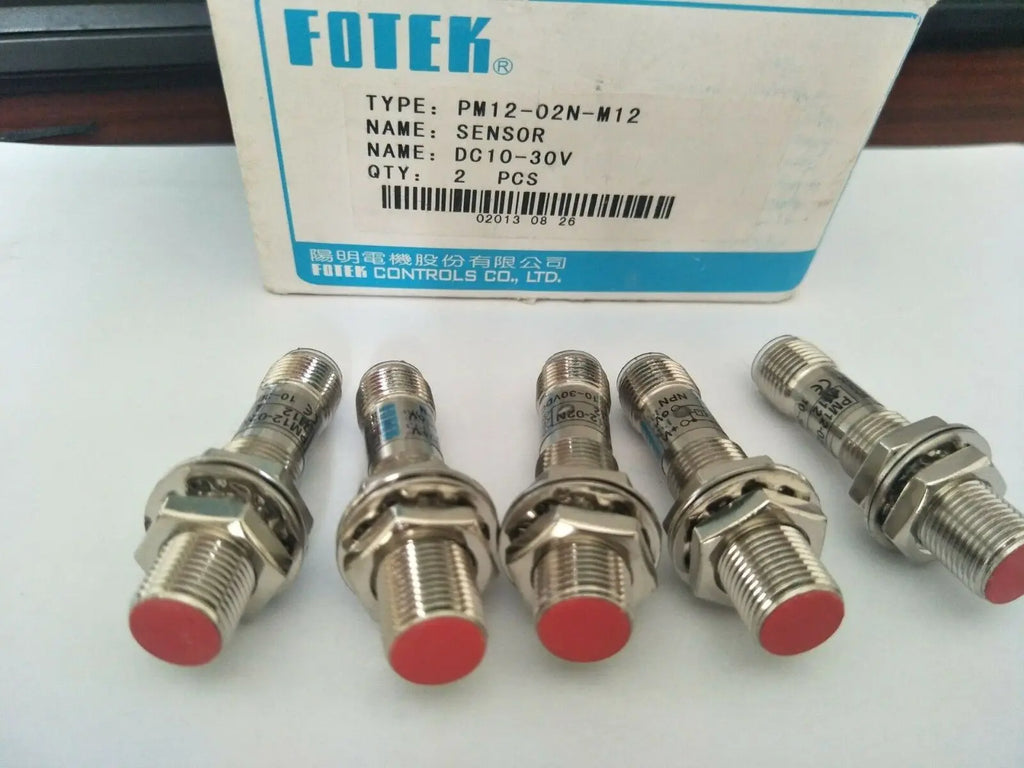1pc FOTEK PM12-02N-M12 Proximity switch free shipping