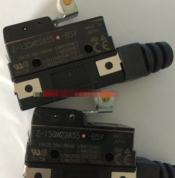 Z-15GQ22A55-B5V Z15GQ22A55B5V 1PCS New Omron Micro Switch free ship