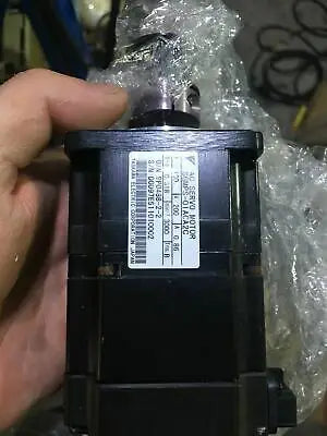 1pc new Yaskawa SGMPS-01ACA2C