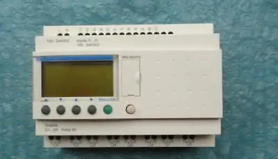 SR2A201FU 1pc used Schneider
