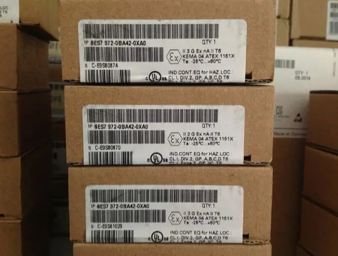 6ES7 972-0BA42-0XA06ES7972-0BA42-0XA0 NEW Siemens DP data bus plug free ship