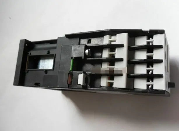 3TF4122-1XB4 3TF41 22-1XB4 1PC NEW IN BOX SIEMENS Contactor free shipping
