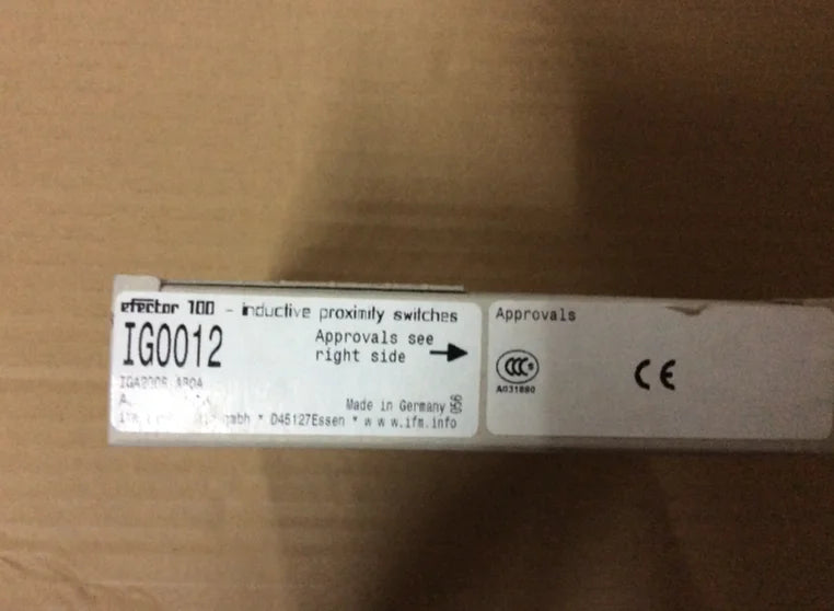 IG0012 1PC NEW IFM proximity Switch free shipping