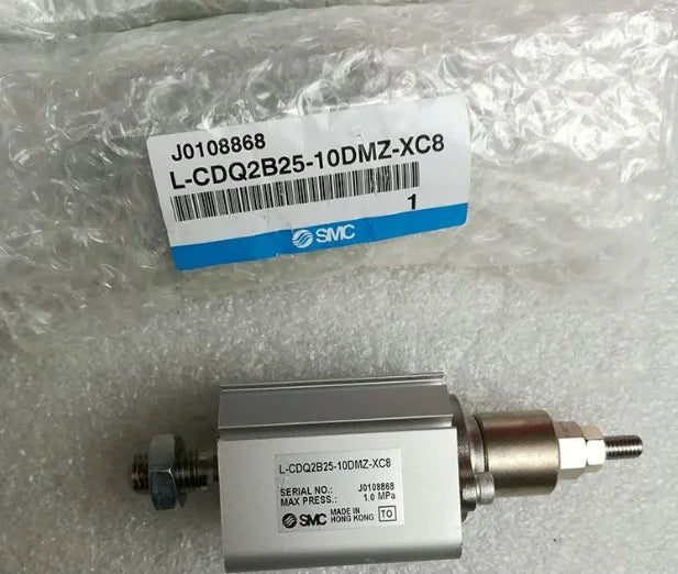 New SMC L-CDQ2B25-10DMZ-XC8 cylinder free shipping