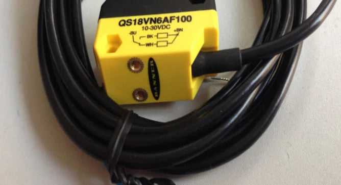 QS18VN6AF100 1PC New BANNER Photoelectric Sensor free ship