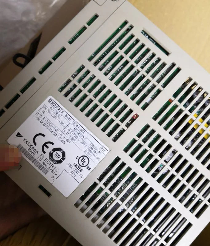 1PC new Yaskawa SGDM-08ADA free shipping