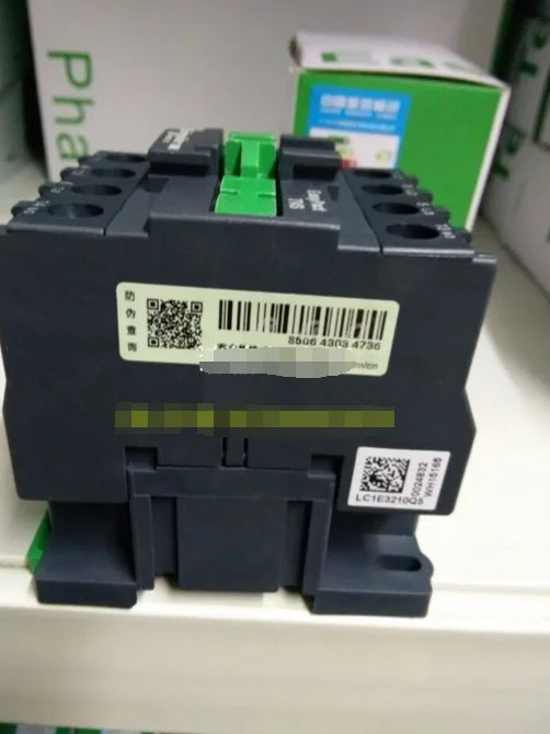 LC1E3210Q5N 1pcs NEW Schneider Schneider free ship