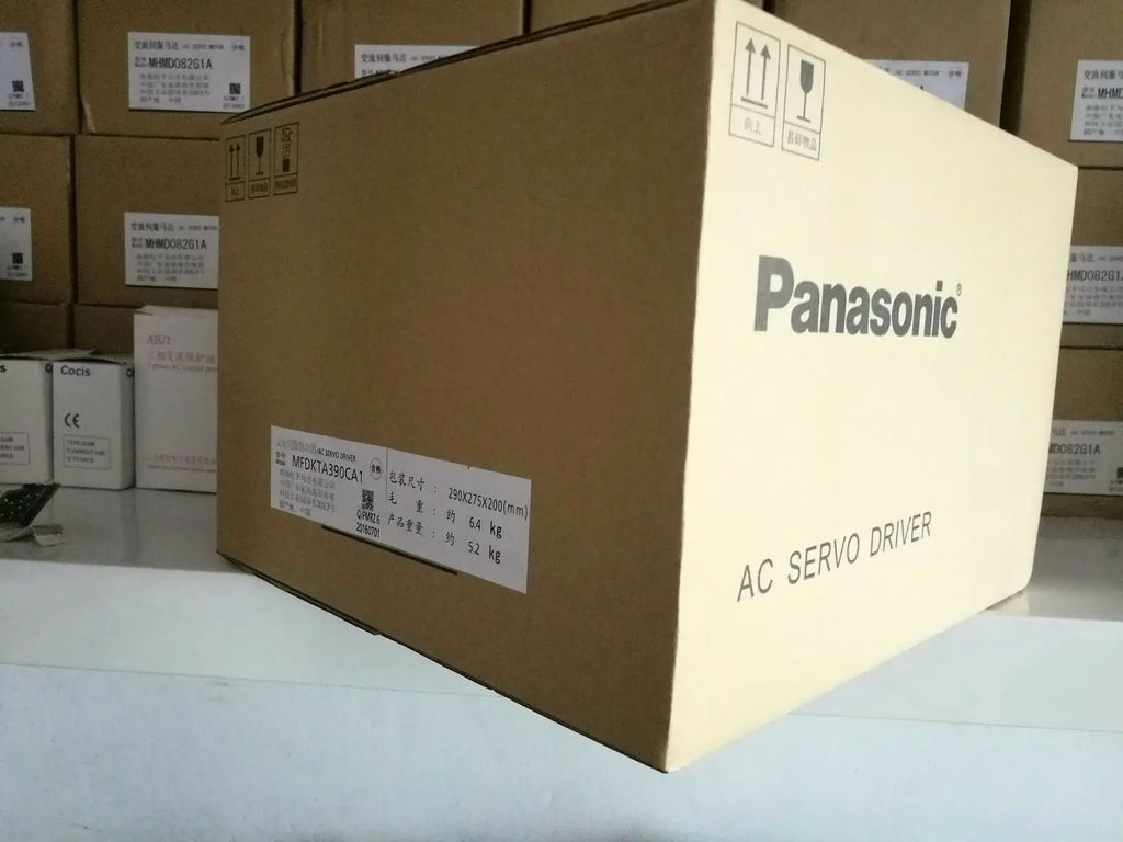 Panasonic MFDKTA390CA1 servo servo drives NEW