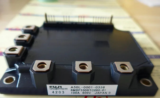 6MBP100RTC060-01 1pcs New Fuji MODULE IGBT-IPM free shipping