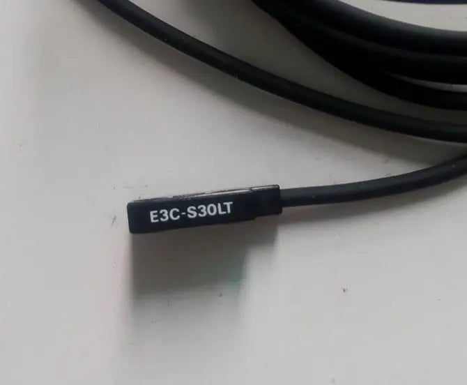 E3C-S30LT E3CS30LT 1PC New OMRON Sensors free shipping