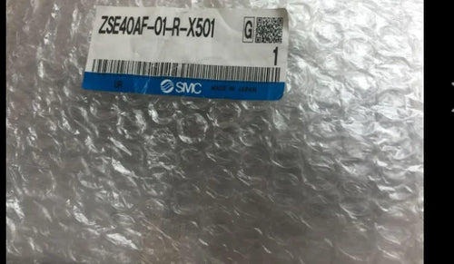 1PC   NEW   SMC    ZSE40AF-01-R-X501    free   shipping