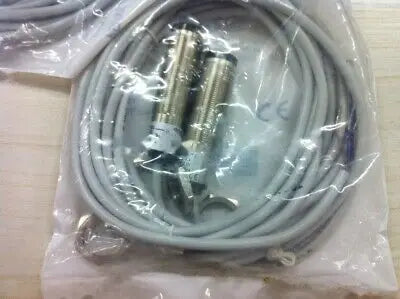 1pc new VS/VE18-4P3112 M18 PNP