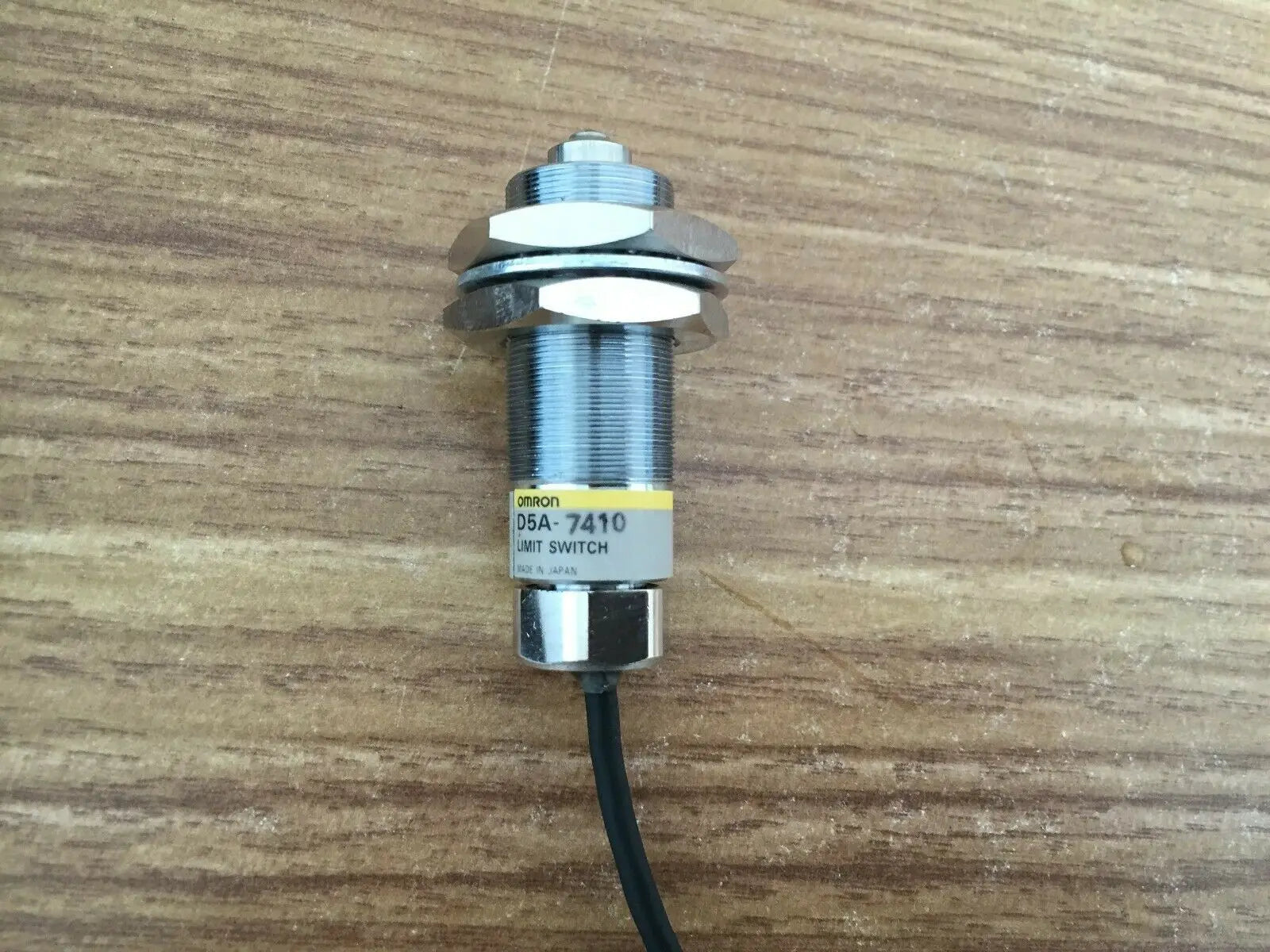1PC  NEW   Omron   D5A-7410     free  shipping
