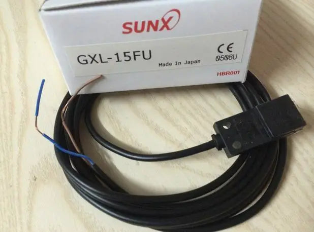 GXL-15FU  1pc SUNX God as the proximity switch free ship