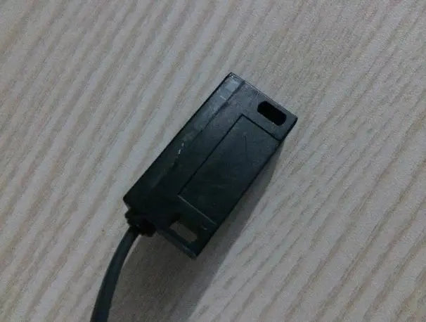 E3C-LS3R E3C LS3R NEW IN BOX OMRON free shipping