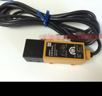 New  Omron  E3S-R2E43  Photoelectric sensor  free shipping