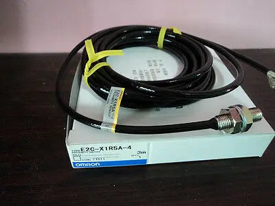 New OMRON E2C-X1R5A-4 3M