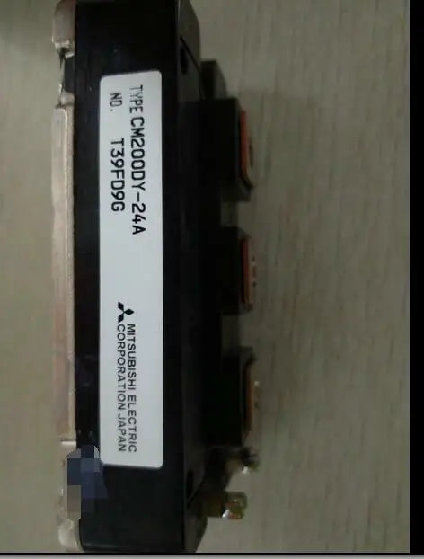 1PC NEW Mitsubishi CM200DY-24A CM200DY 24A