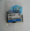 New  SMC  VZ512M-1LZC-01-F  solenoid valve  free shipping