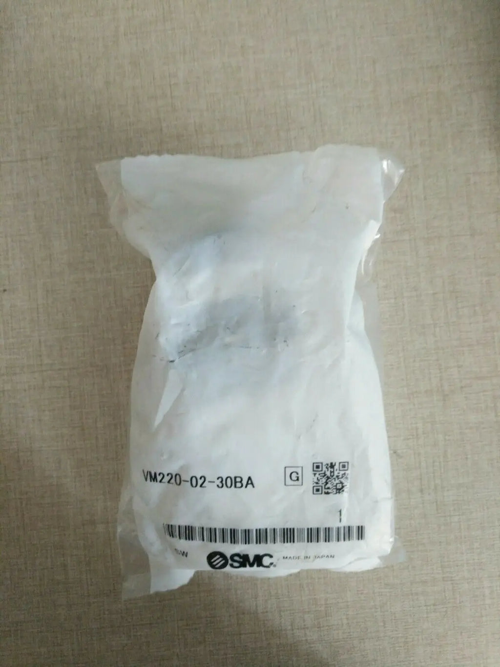 1PC NEW SMC VM220-02-30BA free shipping