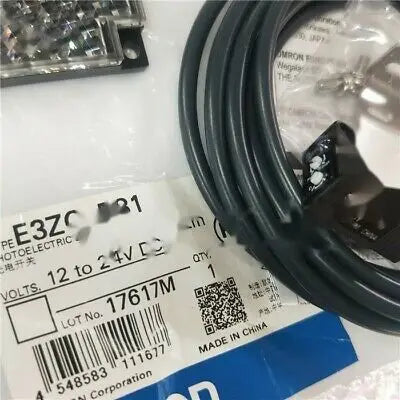 1pc new OMRON E3ZG-R81