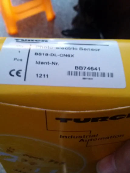 BS18-DL-CN6X BS18DLCN6X 1PC New TURCK Proximity Switch Sensor free shipping
