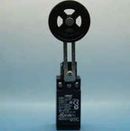 D4N-112H D4N112H 1PC NEW OMRON limit switch free shipping